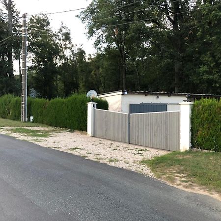 Gite De La Fontaine Bondree Vernou-sur-Brenne エクステリア 写真